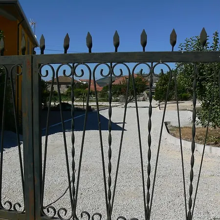 卡萨斯塞克罗斯乡村民宿