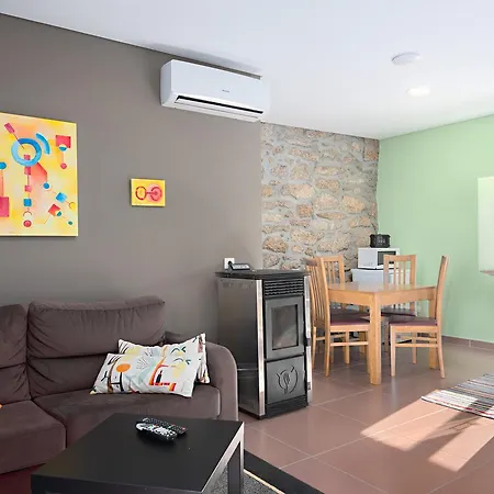 Casas De *
