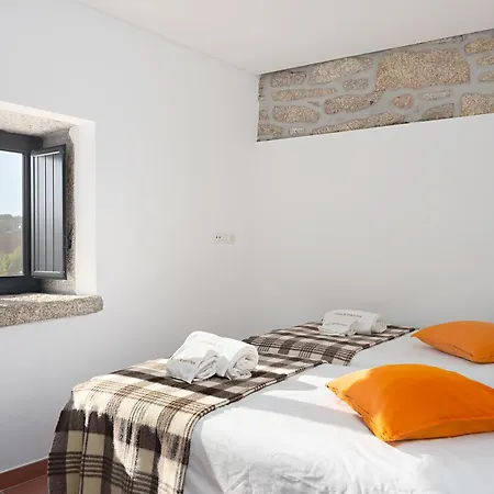 Casas De * Sequeiros (Guarda)