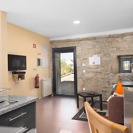 Casas De 컨트리하우스 Sequeiros (Guarda)