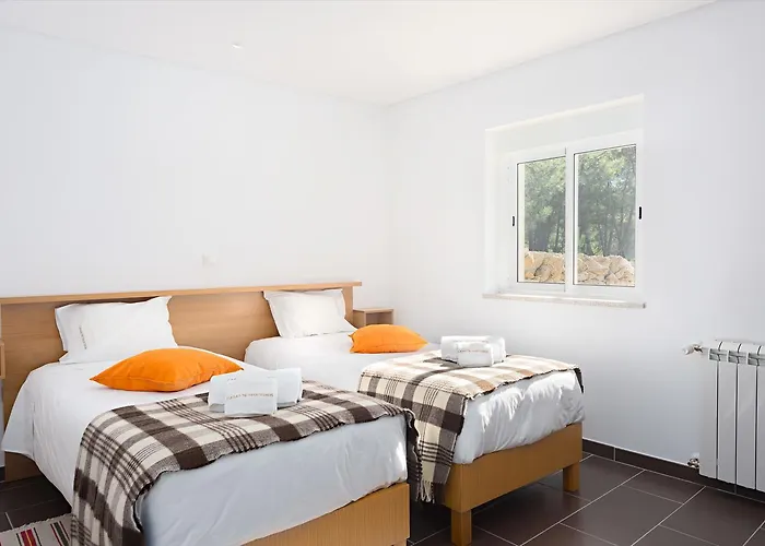 Летний дом Casas De Sequeiros (Guarda)